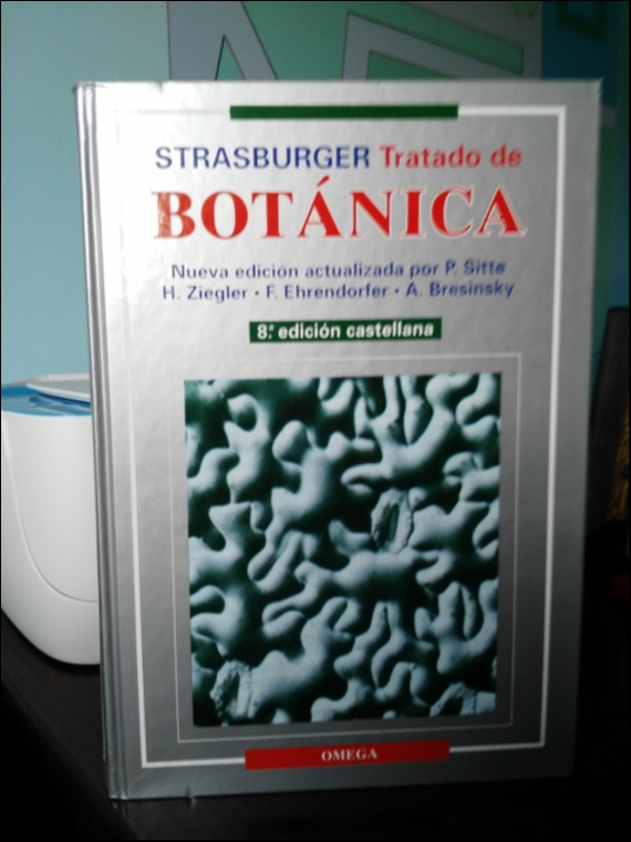 Tratado de BOTÁNICA: STRASBURGER. 8° Edición Castellana. Tapa dura.