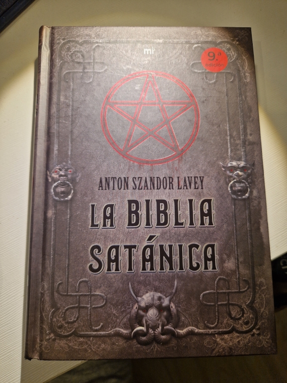 La biblia satánica